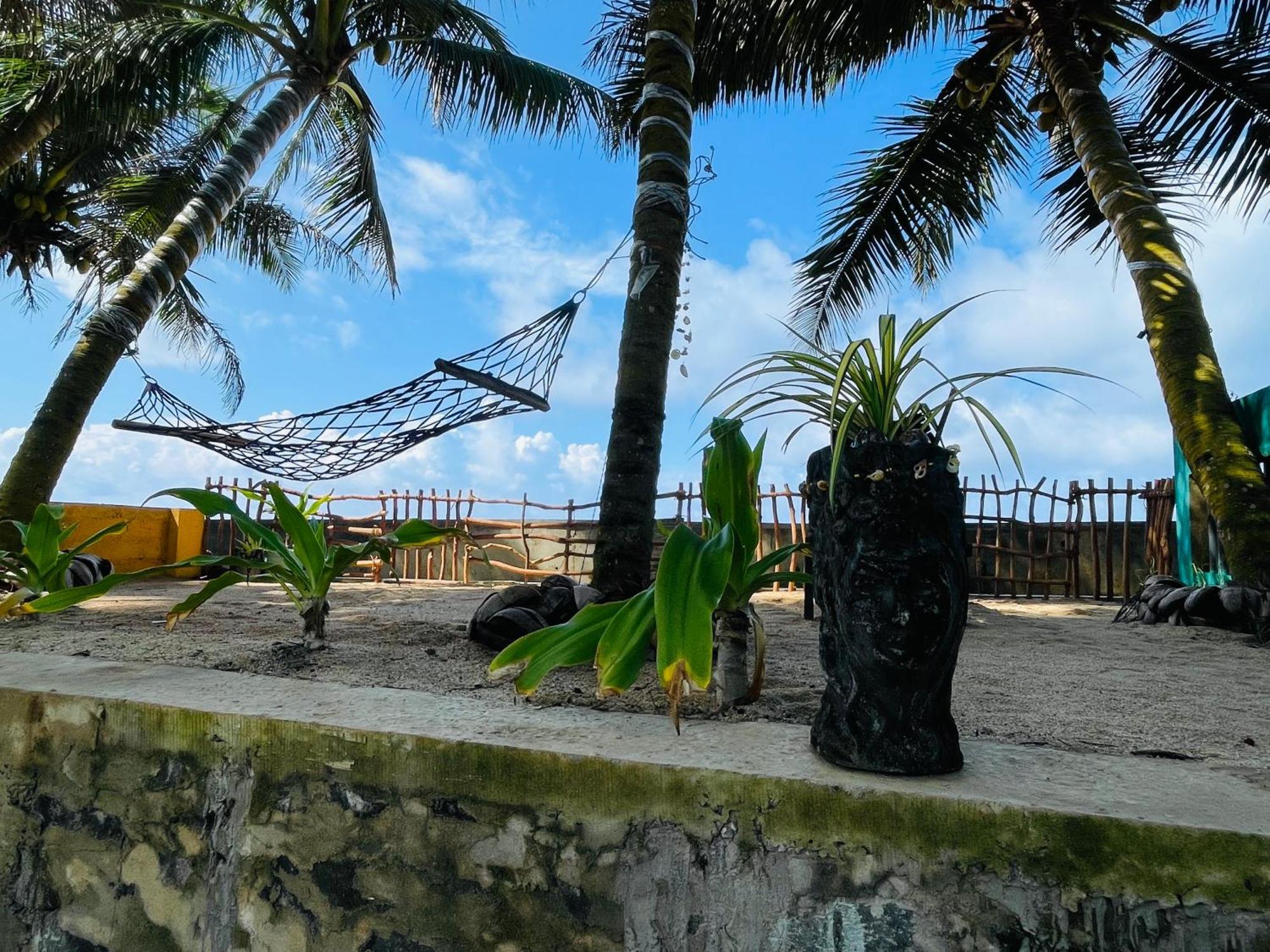 Blue Maalu Resort Ambalangoda  Exterior photo